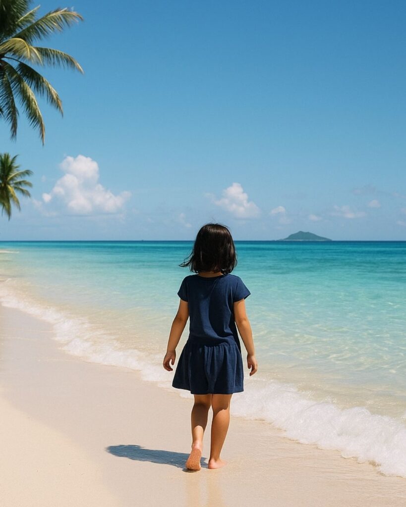 杉田久女の夏の俳句5選-代表作をわかりやすく解説!「常夏の 碧き潮あび わがそだつ」この俳句をイメージした画像